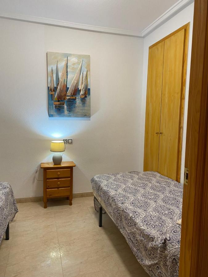 Amazing 2-Bedrooms Apartment With Pool Torrevieja Center Kültér fotó